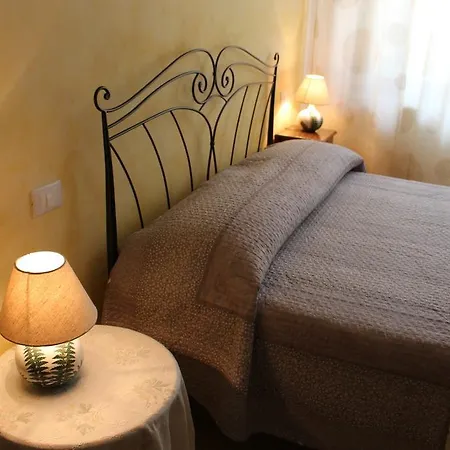 Bed & Breakfast Acero Rosso